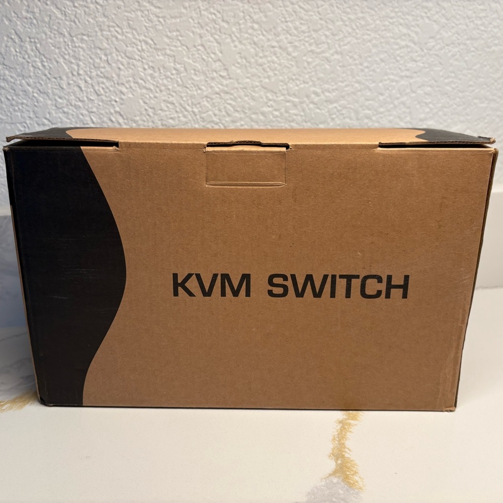 CKL KVM Switch 4 Computers / 2 Monitors – Brand New ($199 Retail)